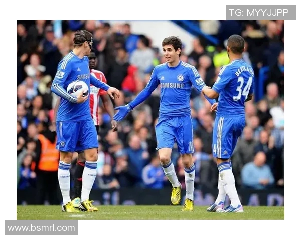 英超曼联逆转击败切尔西，继续保持领先优势