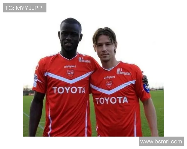 南锡与勒芒激战正酣比分悬念迭起引人关注 南锡与勒芒激战正酣比分悬念迭起引人关注